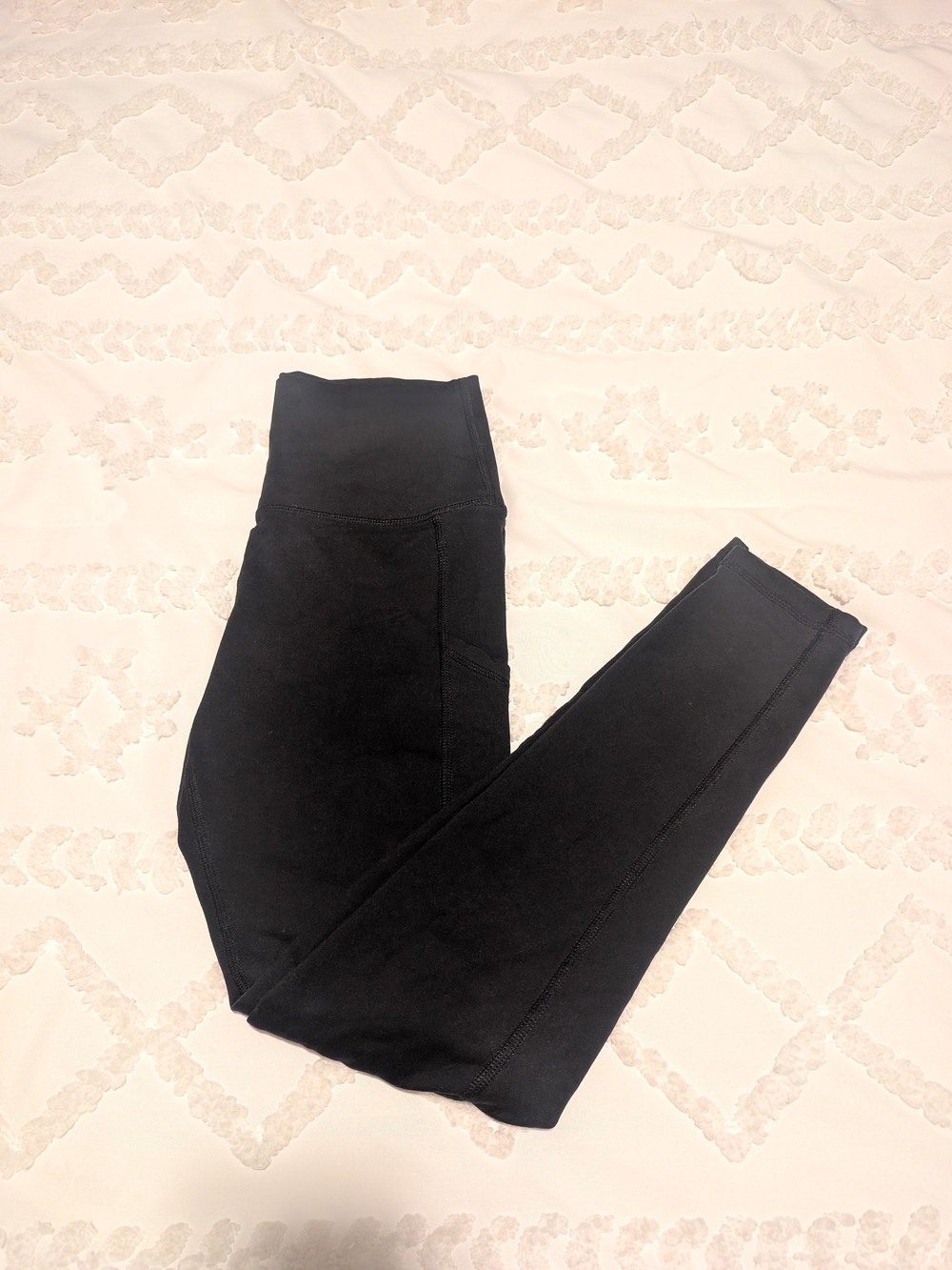 aerie Offline High-Rise Black Leggings Size Medium